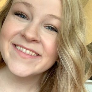 Meet your Posher, Celeste